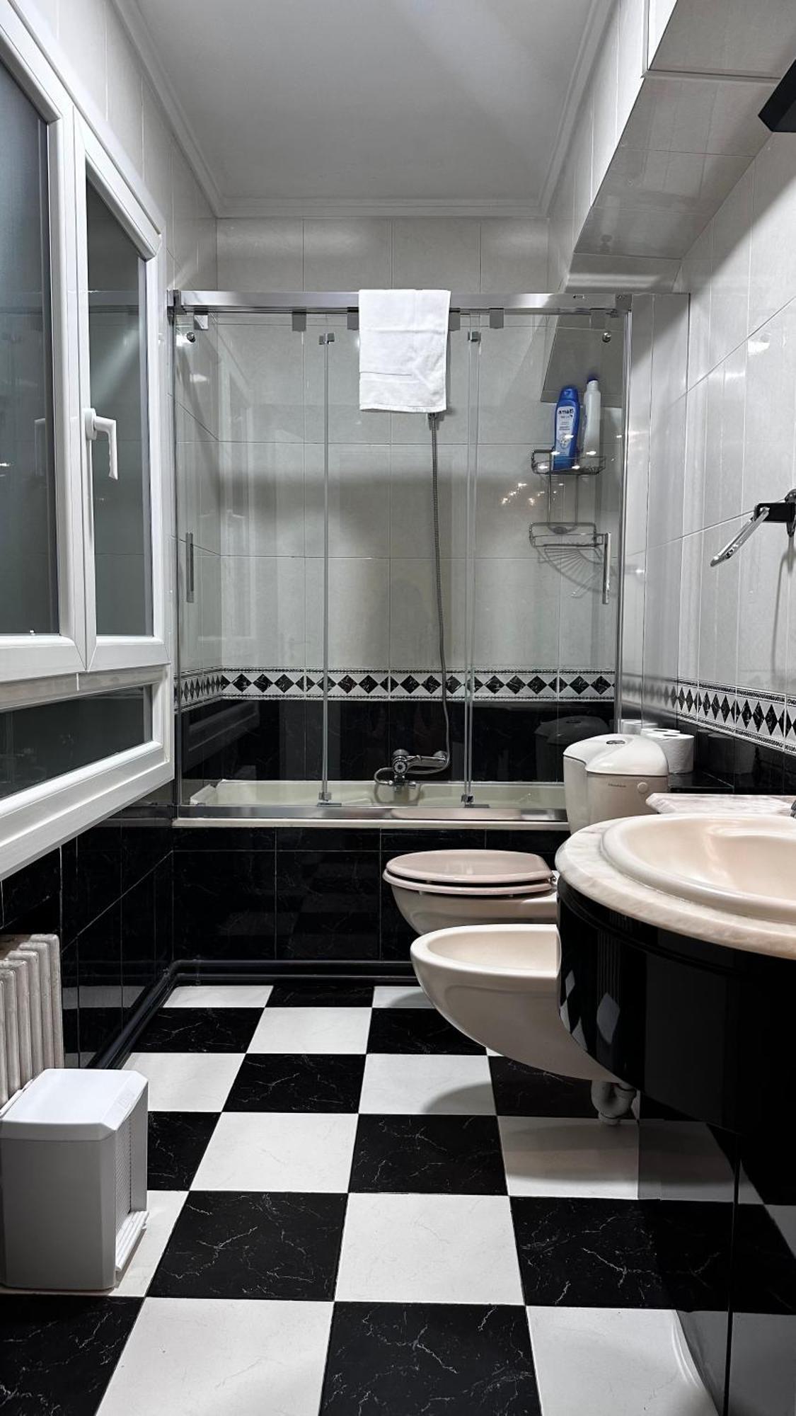 Fantástico apartamento en el centro de Bilbau Exterior foto
